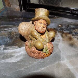 Tom Clark Gnome IRISH Leprechaun Dublin Heart Figurine Signed #88